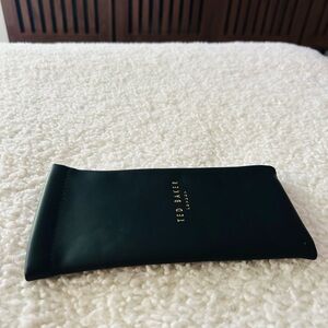 Ted Baker Black Soft Glasses Sleeve